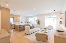 4-3615 Turner Street  Vancouver, BC V5K 2J2