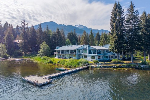 17-3262 Archibald Way  Whistler, BC V8E 0T3