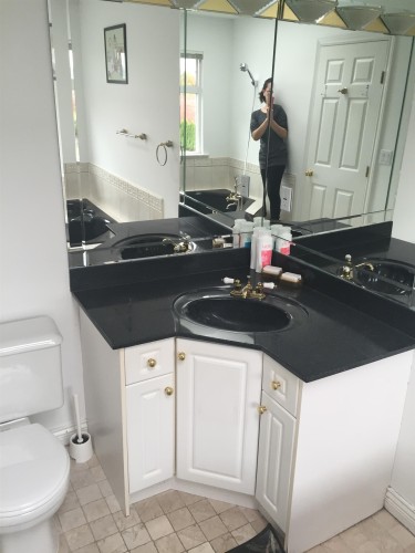 8820 No. 4 Road, Richmond, BC - Indoor Photo Showing Bathroom