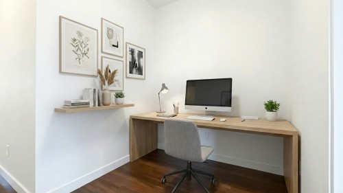 4888 Eldorado Mews, Vancouver, BC - Indoor Photo Showing Office