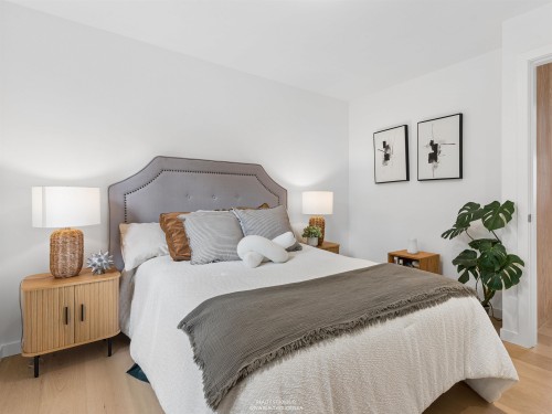476 29Th Avenue E, Vancouver, BC - Indoor Photo Showing Bedroom