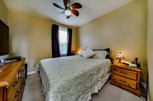 329 Marmont Street, Coquitlam, BC - Indoor Photo Showing Bedroom