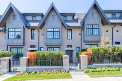 17-7929 Oak Street Vancouver, BC V6P 4A6