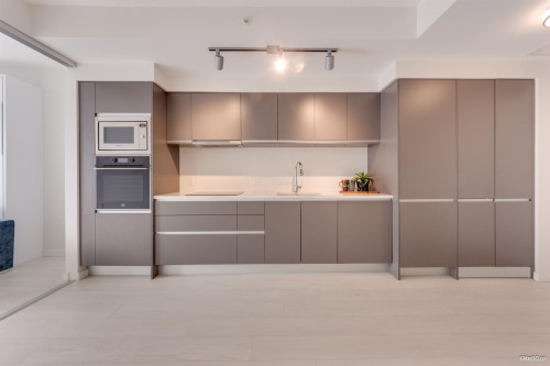 628-180 2Nd Avenue E, Vancouver, BC - Indoor