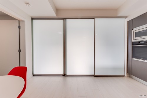 628-180 2Nd Avenue E, Vancouver, BC - Indoor Photo Showing Other Room