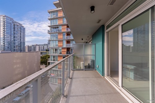 628-180 2Nd Avenue E, Vancouver, BC - Outdoor With Exterior