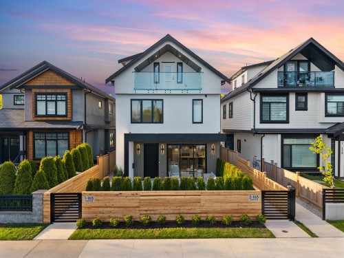 1-165 45Th Avenue E, Vancouver, BC - Outdoor With Exterior