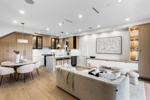 1-165 45Th Avenue E, Vancouver, BC - Indoor