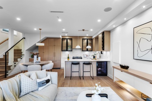 1-165 45Th Avenue E, Vancouver, BC - Indoor
