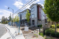 SL5-9880 Granville Street  Richmond, BC V6Y 1R3