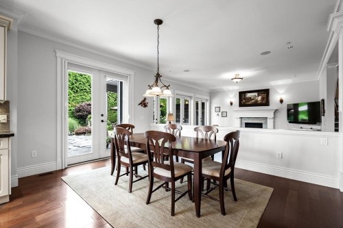 136 Deerview Lane, Anmore, BC - Indoor Photo Showing Dining Room With Fireplace