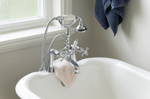 136 Deerview Lane, Anmore, BC - Indoor Photo Showing Bathroom