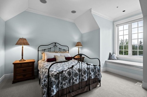 136 Deerview Lane, Anmore, BC - Indoor Photo Showing Bedroom