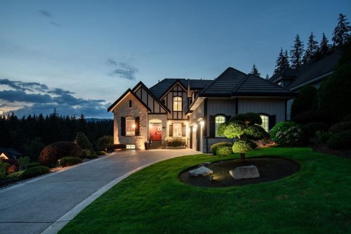 136 Deerview Lane, Anmore, BC - Outdoor