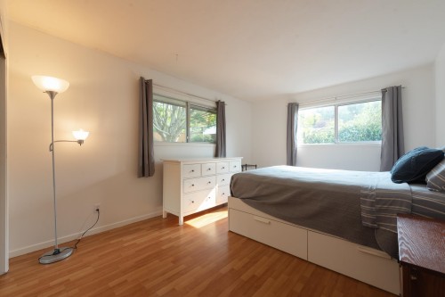 6504 Meier Road, Sechelt, BC - Indoor Photo Showing Bedroom