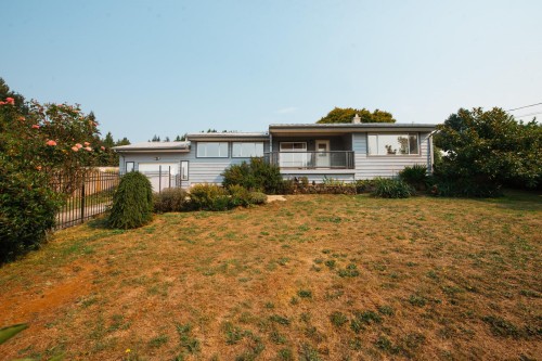 6504 Meier Road, Sechelt, BC - Outdoor With Deck Patio Veranda