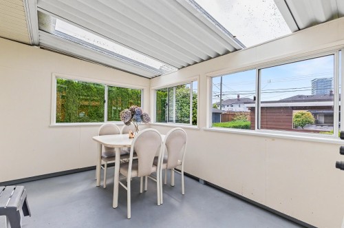 4830 Southlawn Drive, Burnaby, BC - Indoor