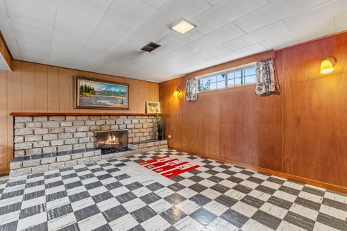 4830 Southlawn Drive, Burnaby, BC - Indoor Photo Showing Other Room With Fireplace