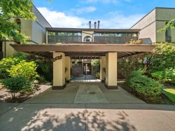 210-141 13th Street W North Vancouver, BC V7M 1N5