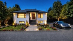 12475 208 Street Maple Ridge, BC V2X 4X1