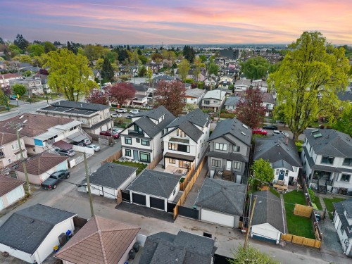 2-165 45Th Avenue E, Vancouver, BC - Outdoor With View