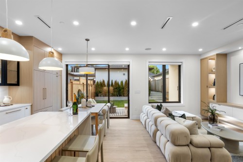 2-165 45Th Avenue E, Vancouver, BC - Indoor