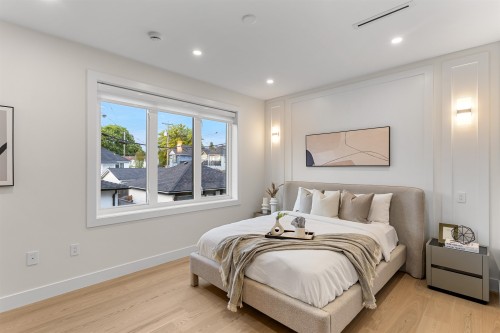 2-165 45Th Avenue E, Vancouver, BC - Indoor Photo Showing Bedroom