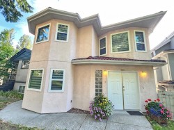 5521 Dundee Street  Vancouver, BC V5R 3T8
