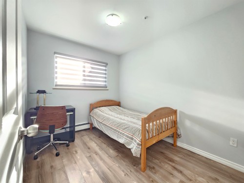 5521 Dundee Street, Vancouver, BC - Indoor Photo Showing Bedroom