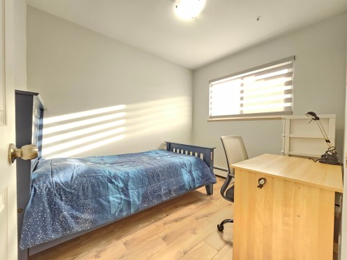 5521 Dundee Street, Vancouver, BC - Indoor Photo Showing Bedroom