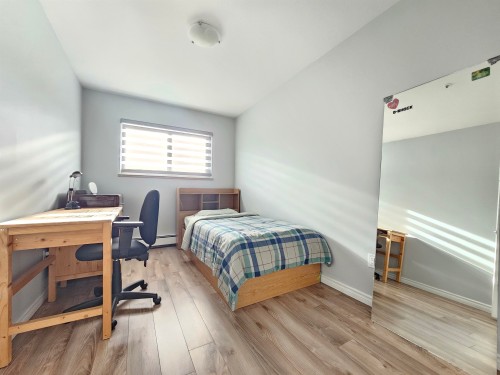 5521 Dundee Street, Vancouver, BC - Indoor Photo Showing Bedroom