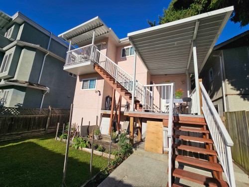 5521 Dundee Street, Vancouver, BC - Outdoor