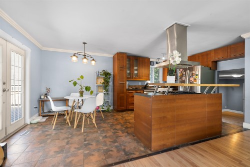 1857 Warwick Avenue, Port Coquitlam, BC - Indoor Photo Showing Dining Room