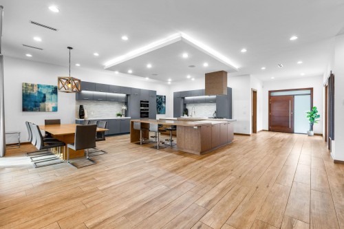 2150 Kugler Avenue, Coquitlam, BC - Indoor