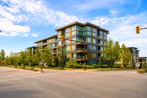 316-9150 University High Street  Burnaby, BC V5A 0C5