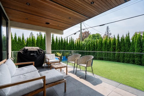 955 Forest Hills Drive, North Vancouver, BC - Outdoor With Deck Patio Veranda With Exterior
