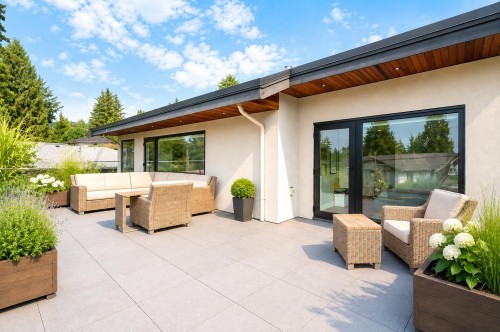 955 Forest Hills Drive, North Vancouver, BC - Outdoor With Deck Patio Veranda With Exterior