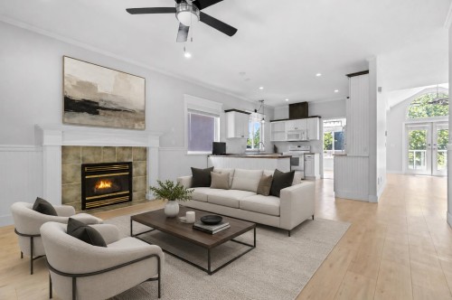 23849 Zeron Avenue, Maple Ridge, BC - Indoor Photo Showing Living Room With Fireplace