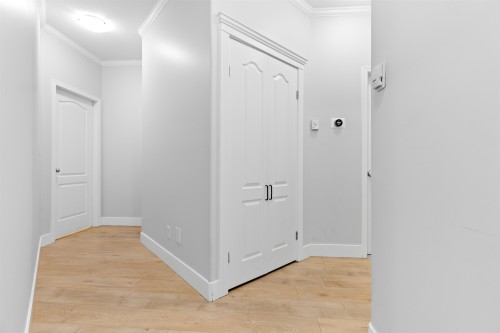 23849 Zeron Avenue, Maple Ridge, BC - Indoor Photo Showing Other Room