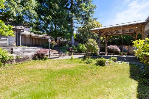 23849 Zeron Avenue, Maple Ridge, BC - Outdoor