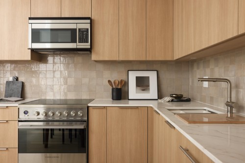 593 49Th Avenue E, Vancouver, BC - Indoor Photo Showing Kitchen