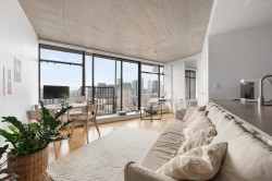 2908-128 Cordova Street W Vancouver, BC V6B 0E6