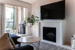 213-738 29th Avenue E Vancouver, BC V5V 0B6