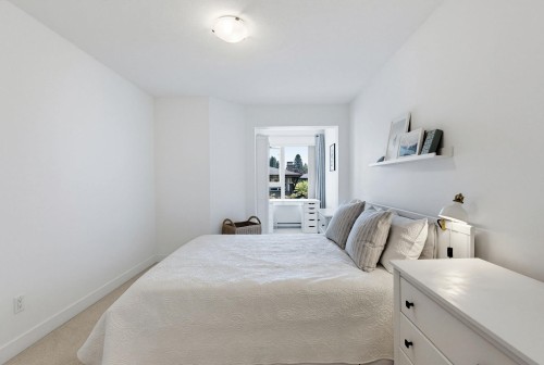 213-738 29Th Avenue E, Vancouver, BC - Indoor Photo Showing Bedroom