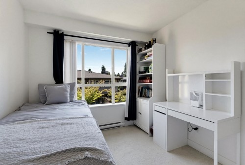 213-738 29Th Avenue E, Vancouver, BC - Indoor Photo Showing Bedroom