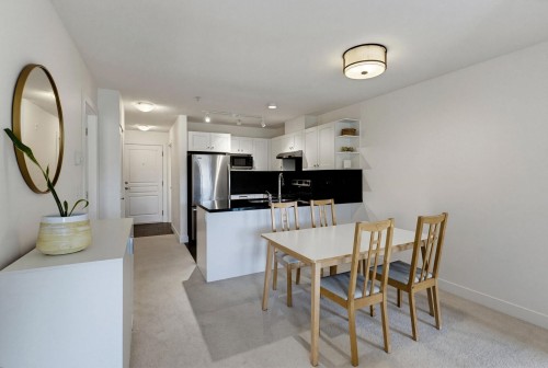 213-738 29Th Avenue E, Vancouver, BC - Indoor Photo Showing Other Room