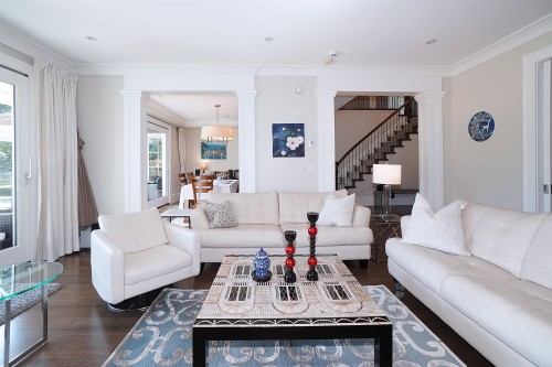 2920 Mathers Avenue, West Vancouver, BC - Indoor Photo Showing Living Room
