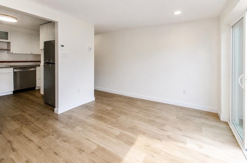 962 11Th Avenue E, Vancouver, BC 