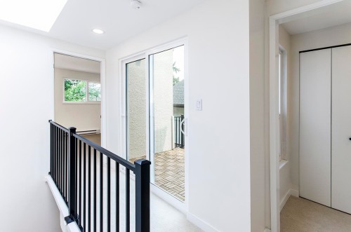 962 11Th Avenue E, Vancouver, BC 