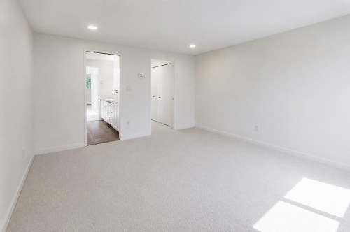 962 11Th Avenue E, Vancouver, BC 